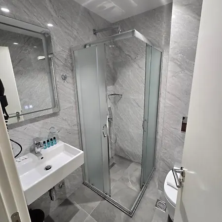 Hotel Alpha 2 Sarande